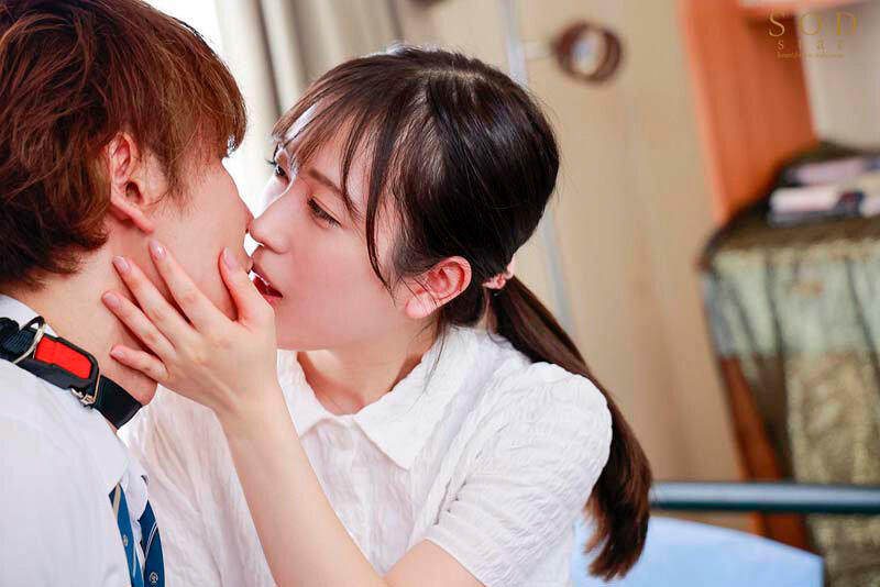 小湊よつ葉 不良生徒の俺を甘いキスで翻弄してくる家庭教師のよつ葉先生との接吻ラブストーリーのサンプル画像3