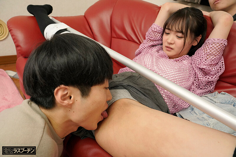 甥っ子の悪ガキ2人に開脚拘束エンドレスクンニでイカされる美人叔母 潤うるる 若月もあのサンプル画像3